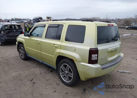2010 Jeep Patriot Sport from USA, damaged, VIN 1J4NF2GB3AD502058